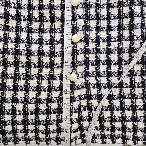 💖 Host Pick💖 Gabby Skye V-Neck Button-Front Tweed Mini Dress - Picture 9 of 11